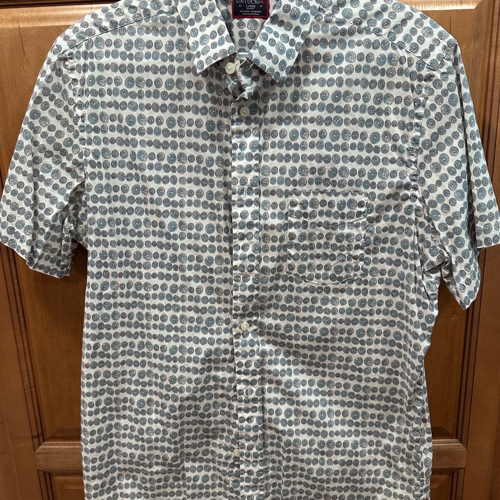 UNTUCKit Men's Blue Patterned Slim Fit Button Down Shirt